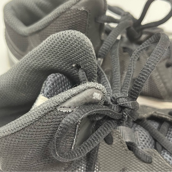 Nike AirMax Stutter Step 2 Black White Basketball Boy’s Size 1 Youth - Picture 8 of 9